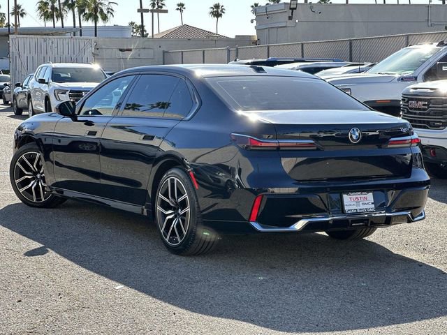 Used 2024 BMW 740i image 6