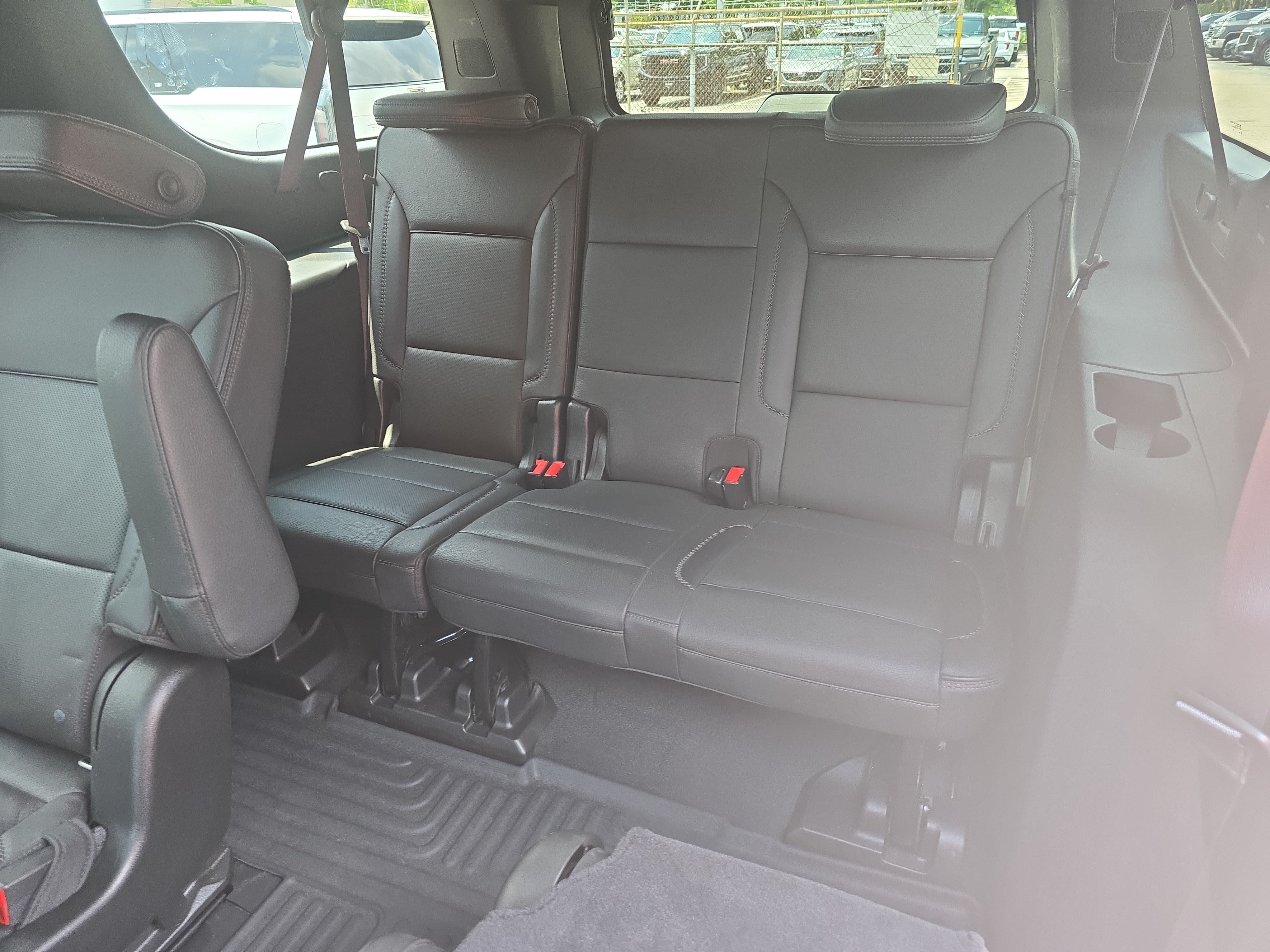 Used 2021 GMC Yukon XL Denali RWD image 14