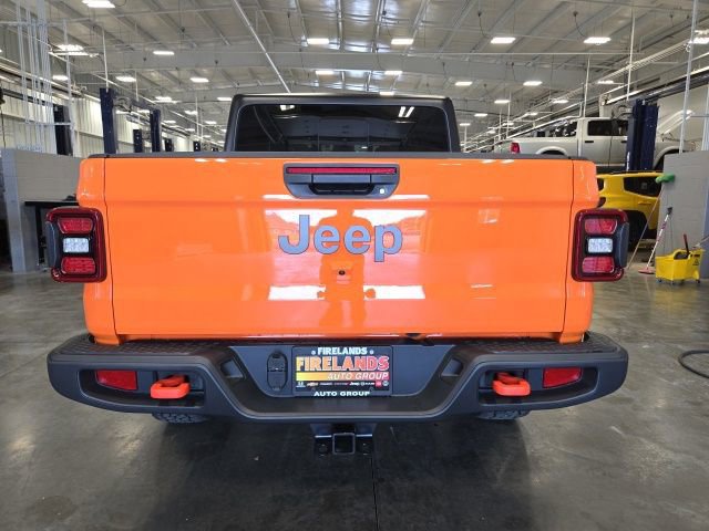 New 2025 Jeep Gladiator Mojave w/ Convenience Group image 4