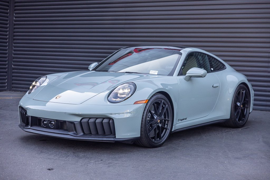 Used 2025 Porsche 911 Carrera GTS