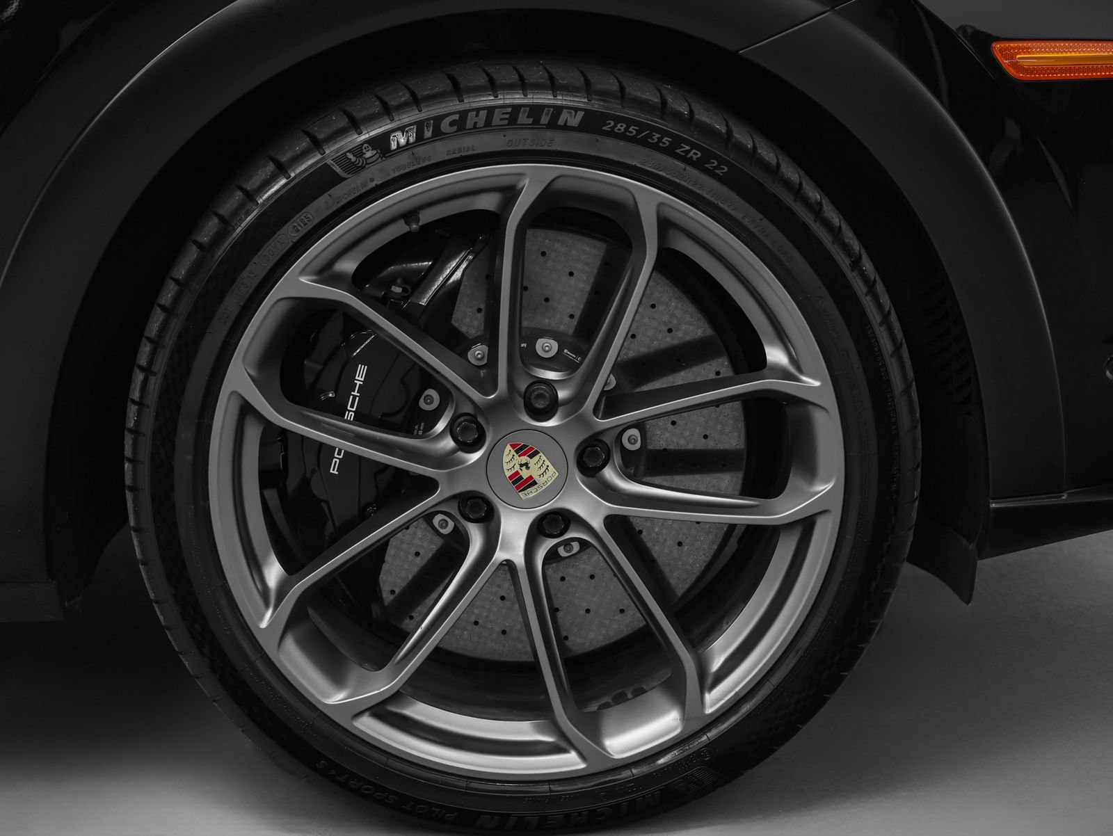 Certified 2022 Porsche Cayenne Turbo GT image 21