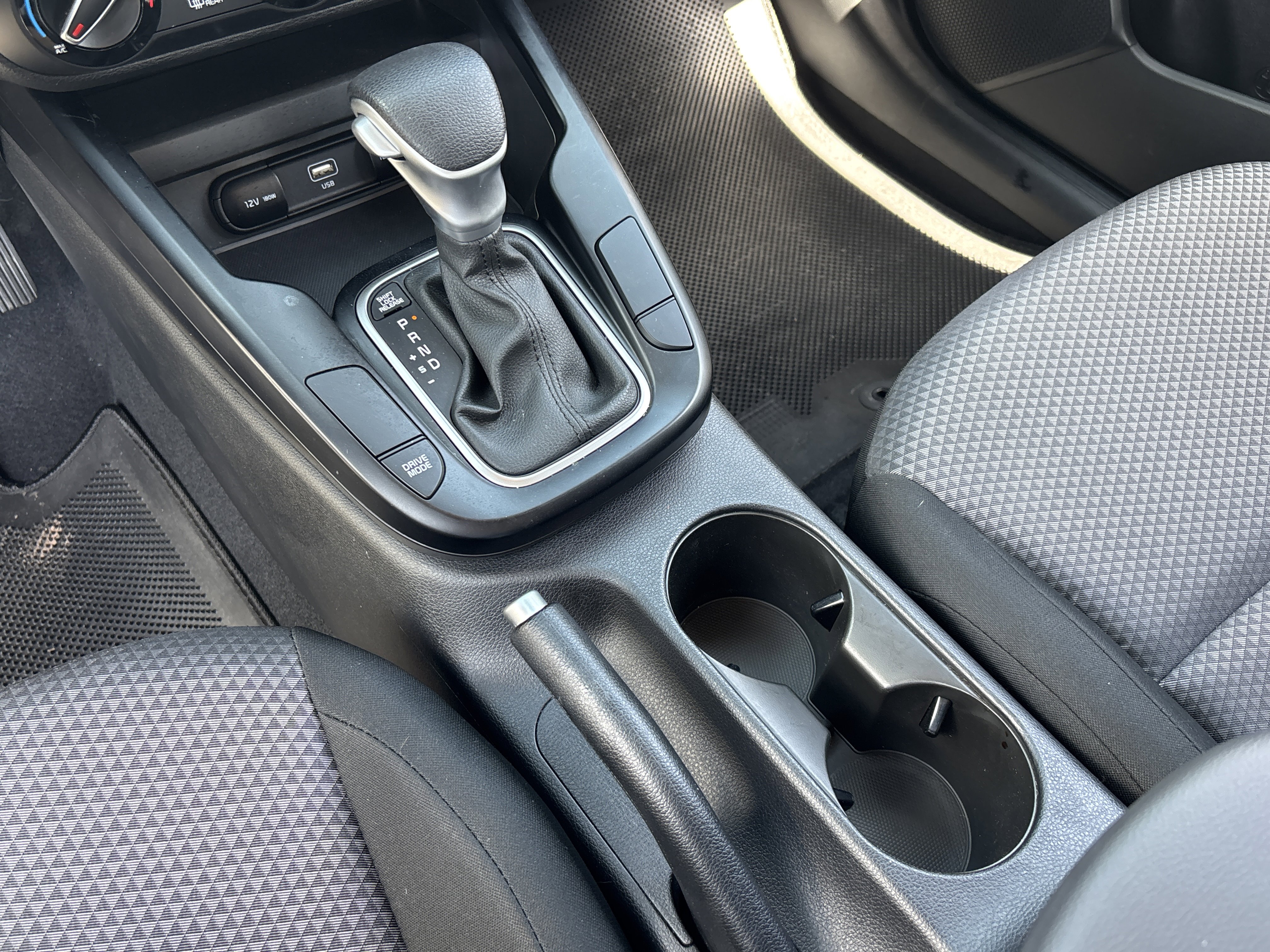 Certified 2025 Kia Soul LX w/ LX Technology Package FWD image 23