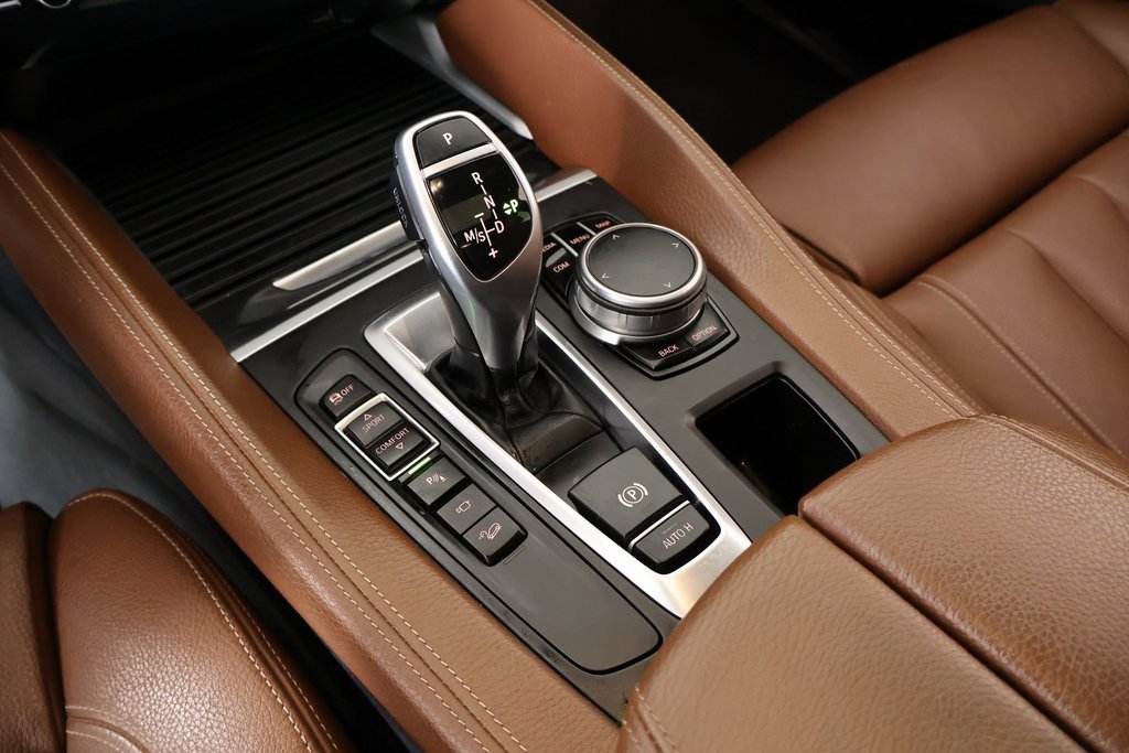 Used 2017 BMW X6 xDrive35i image 9