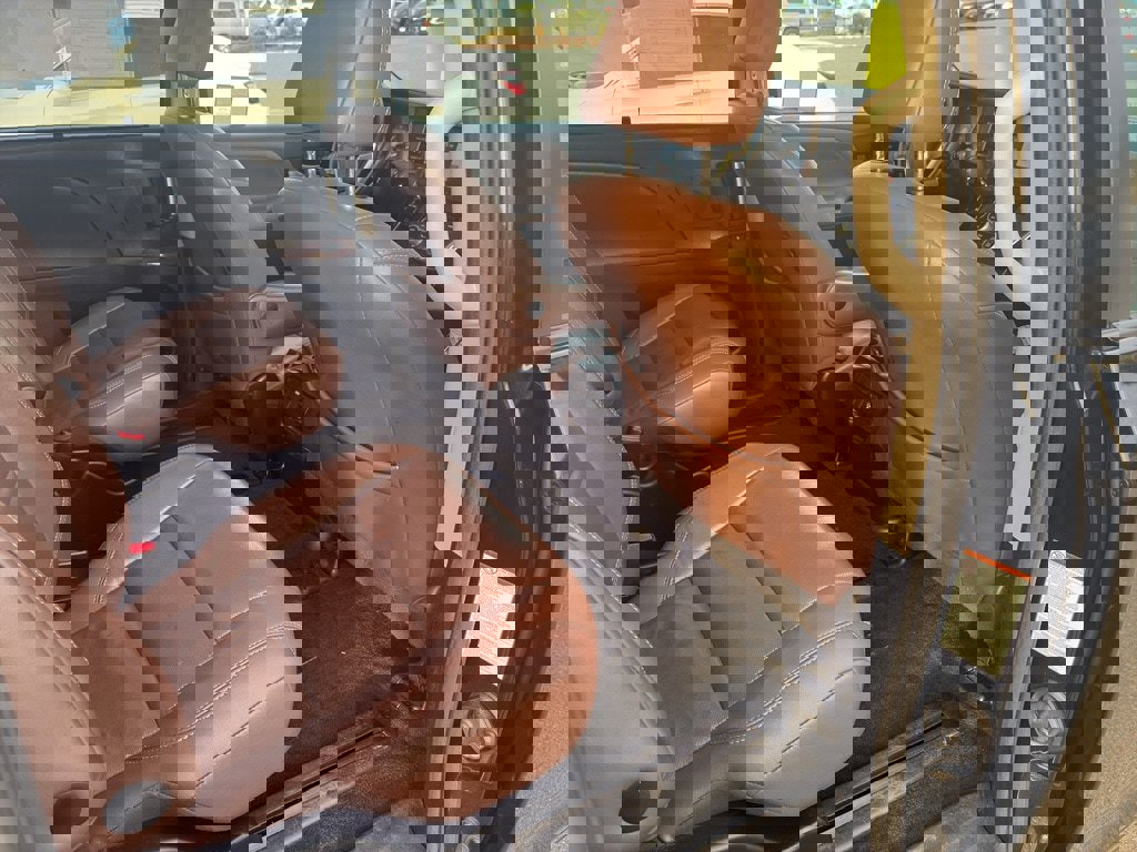 Used 2017 Toyota Sienna Limited Premium image 26