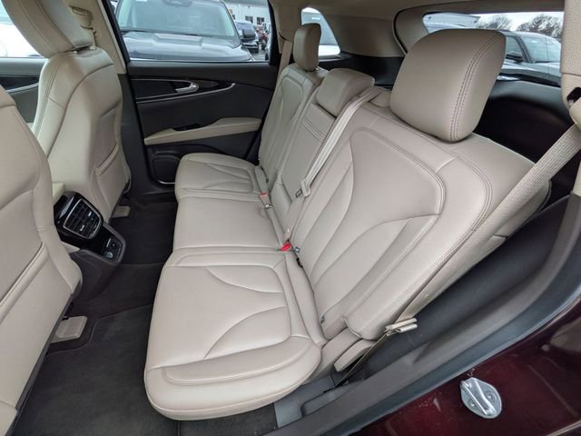 Used 2023 Lincoln Nautilus AWD w/ Premium Package image 16