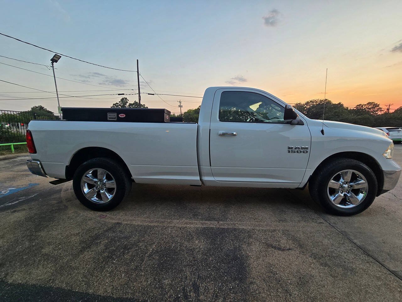 Used 2016 RAM 1500 Lone Star RWD image 11