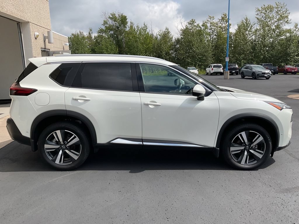 Used 2023 Nissan Rogue SL w/ SL Premium Package AWD/4WD image 4