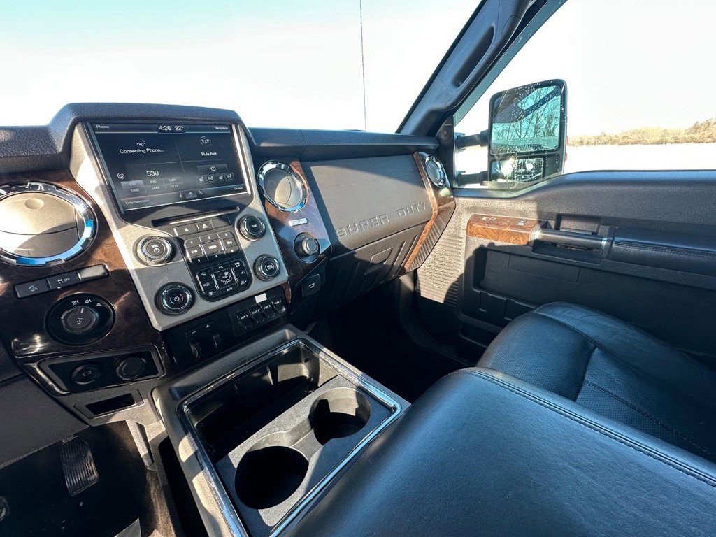 Used 2016 Ford F350 Platinum w/ Platinum Package image 18