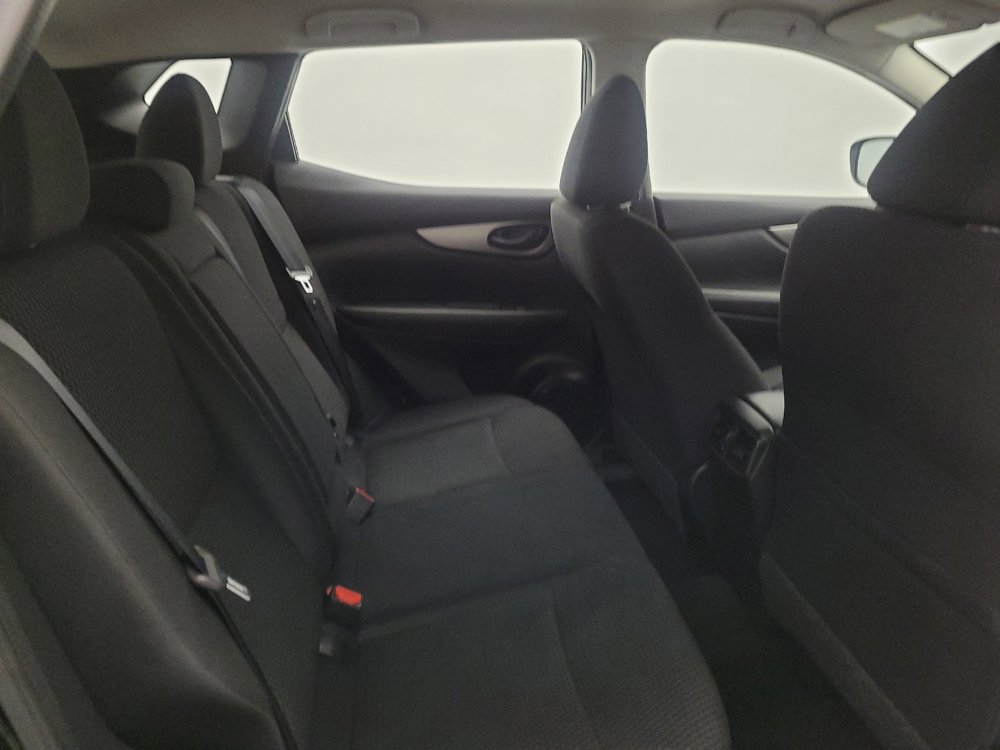 Used 2019 Nissan Rogue Sport S w/ Appearance Package FWD image 19