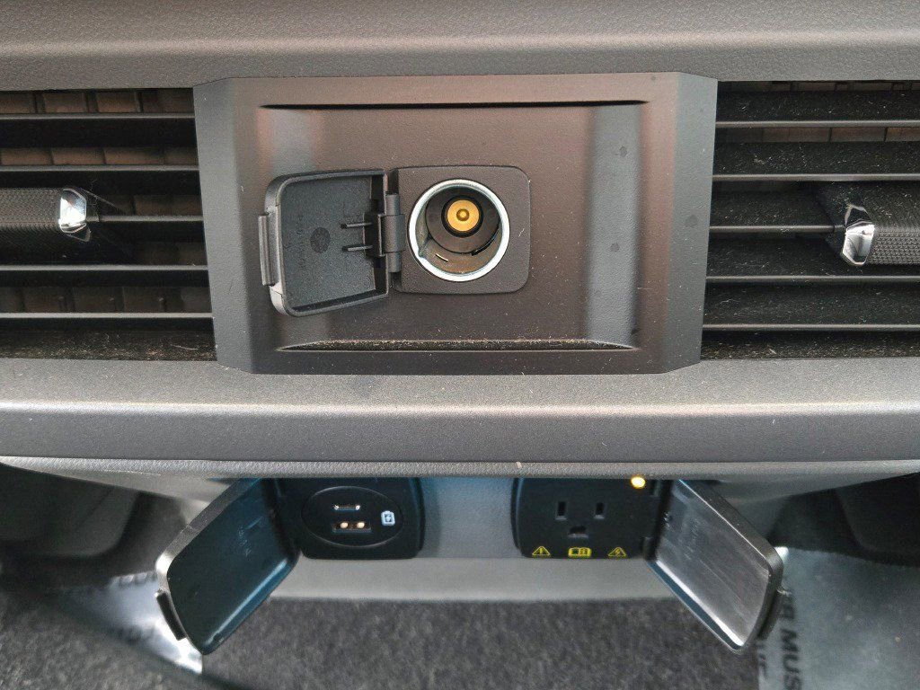 Used 2023 Ford F150 XLT w/ Equipment Group 302A High image 19