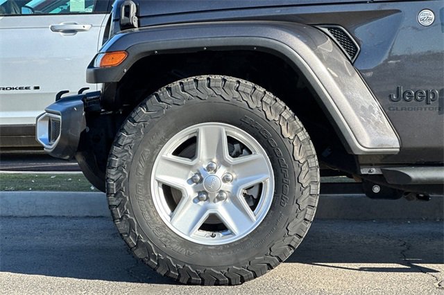 Certified 2021 Jeep Gladiator Sport image 24