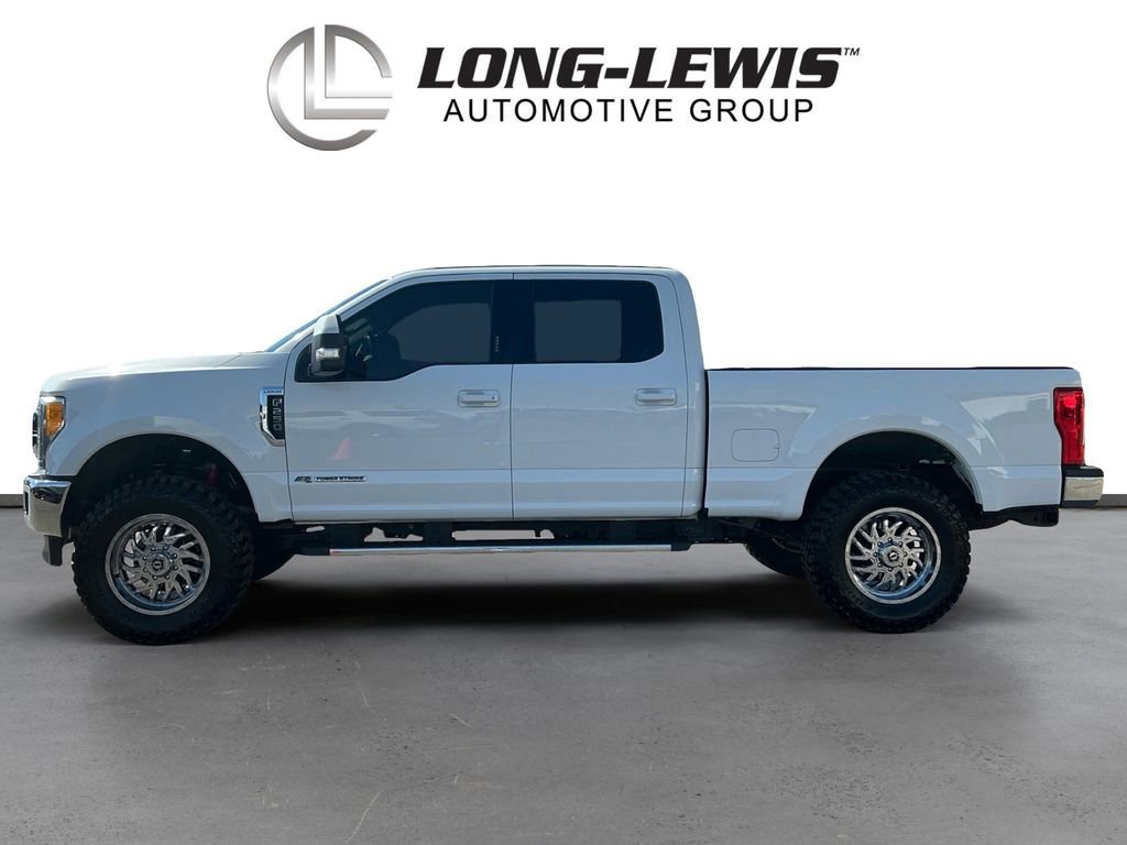 Used 2017 Ford F250 Lariat w/ Lariat Value Package image 2
