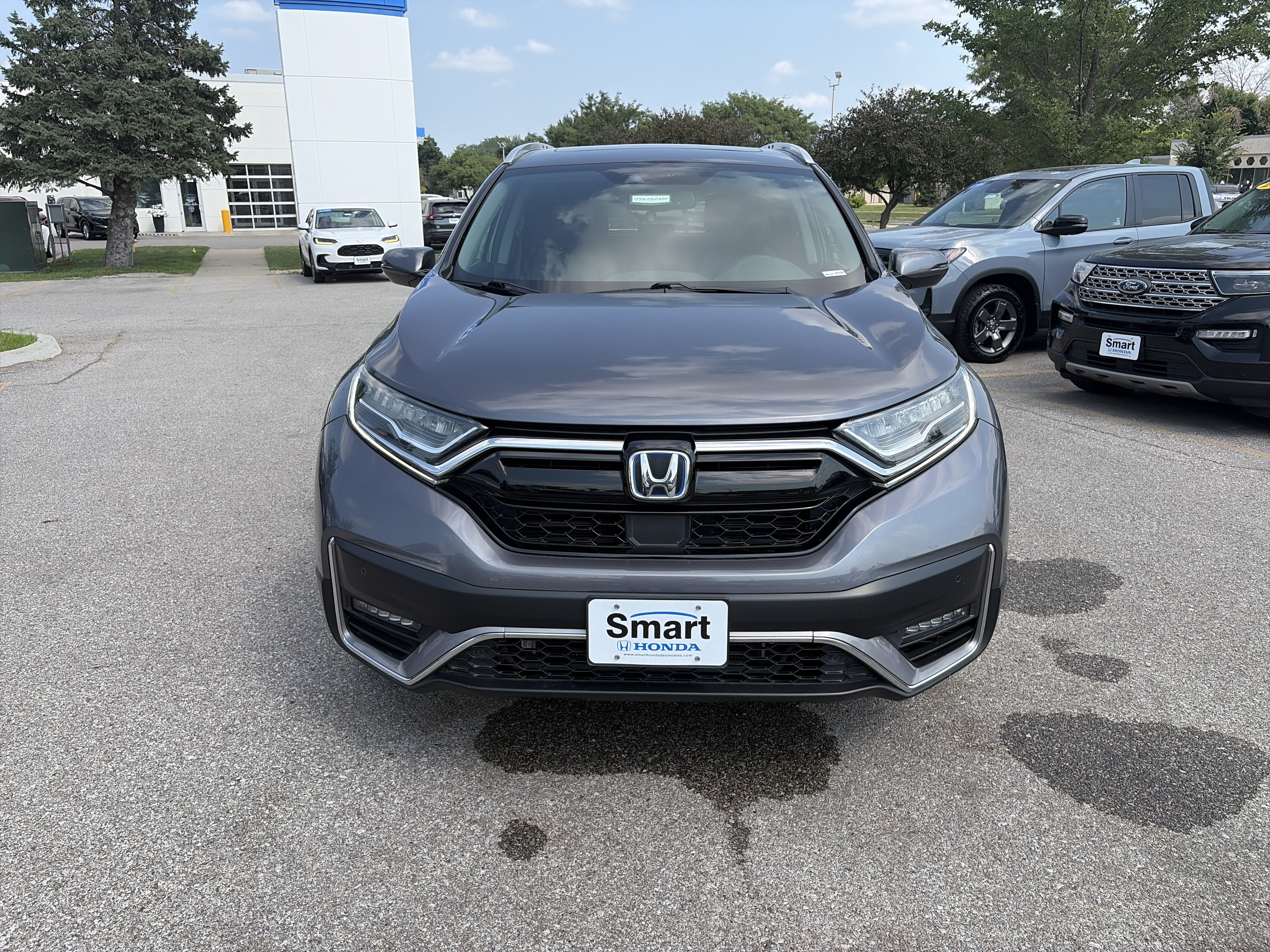 Used 2022 Honda CR-V Touring image 2