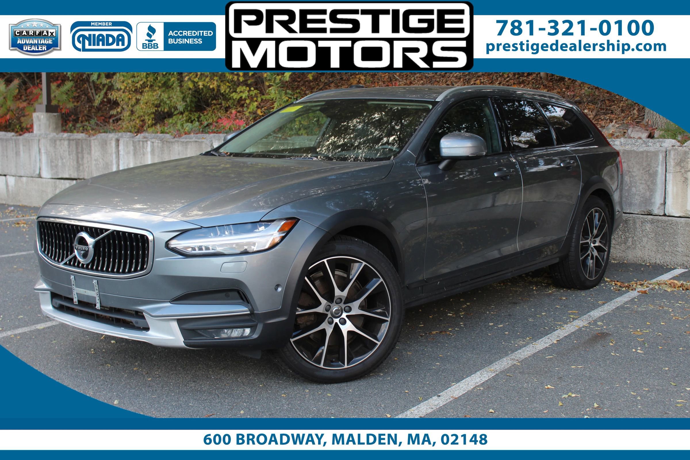 Used 2019 Volvo V90 T6 Cross Country w/ Advanced Package