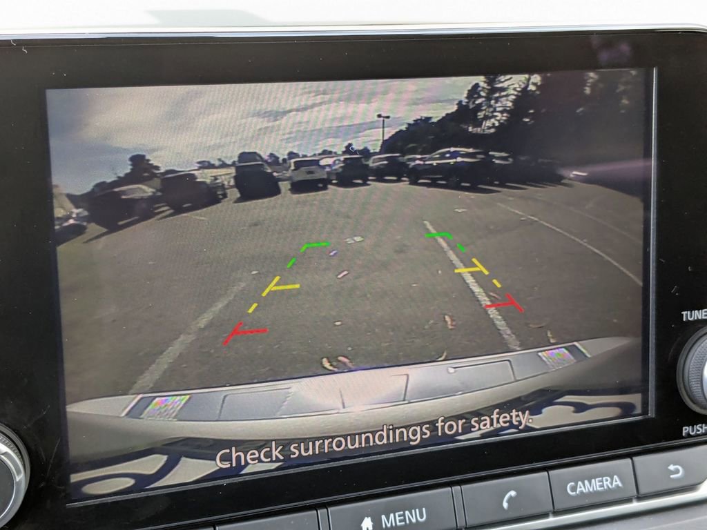 Used 2025 Nissan Rogue SV image 20