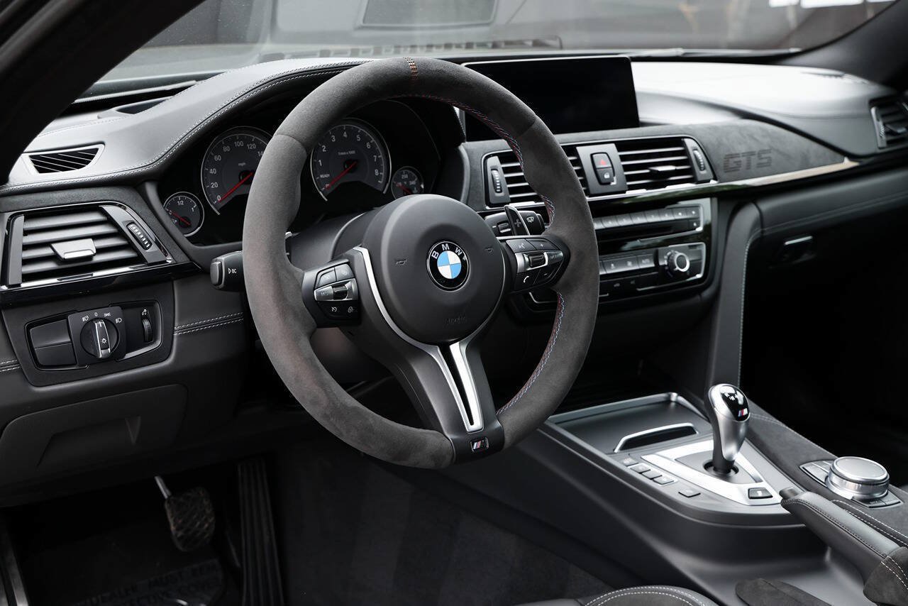 Used 2016 BMW M4 GTS RWD image 17
