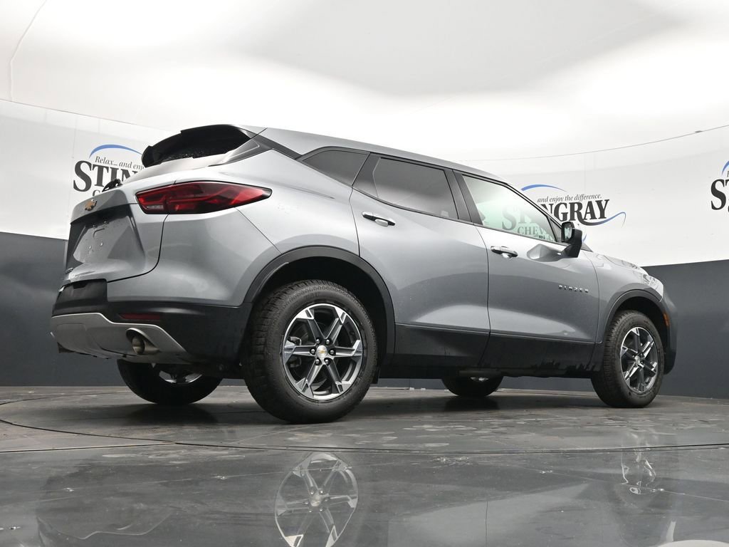 Used 2025 Chevrolet Blazer LT image 23