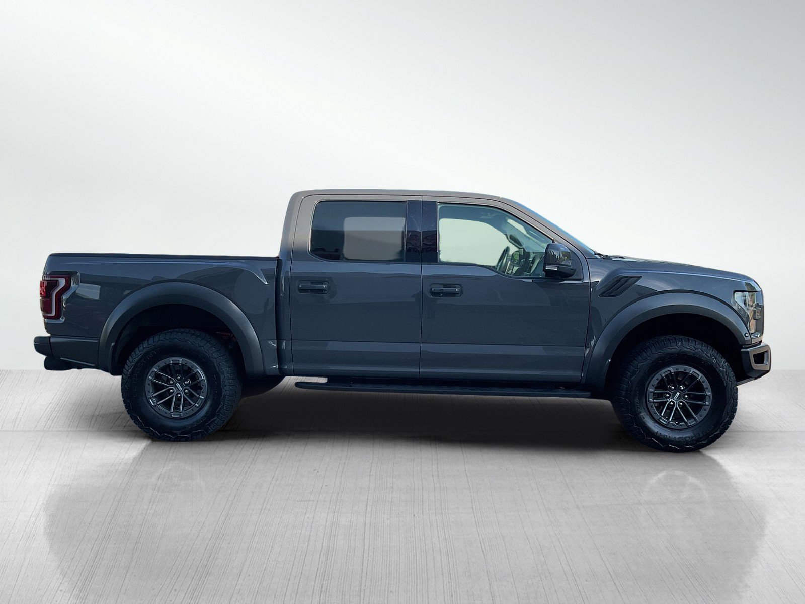 Used 2020 Ford F150 Raptor w/ Equipment Group 802A Luxury image 6