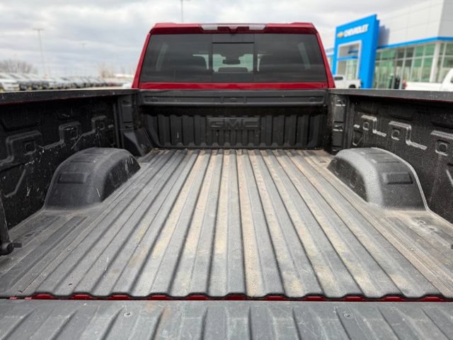 Used 2025 GMC Sierra 2500 SLT w/ SLT Premium Package AWD/4WD image 15