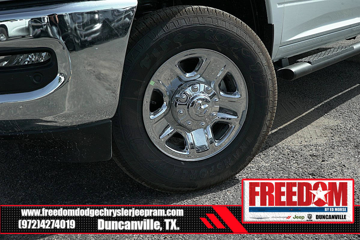 New 2025 RAM 2500 Tradesman AWD/4WD image 9