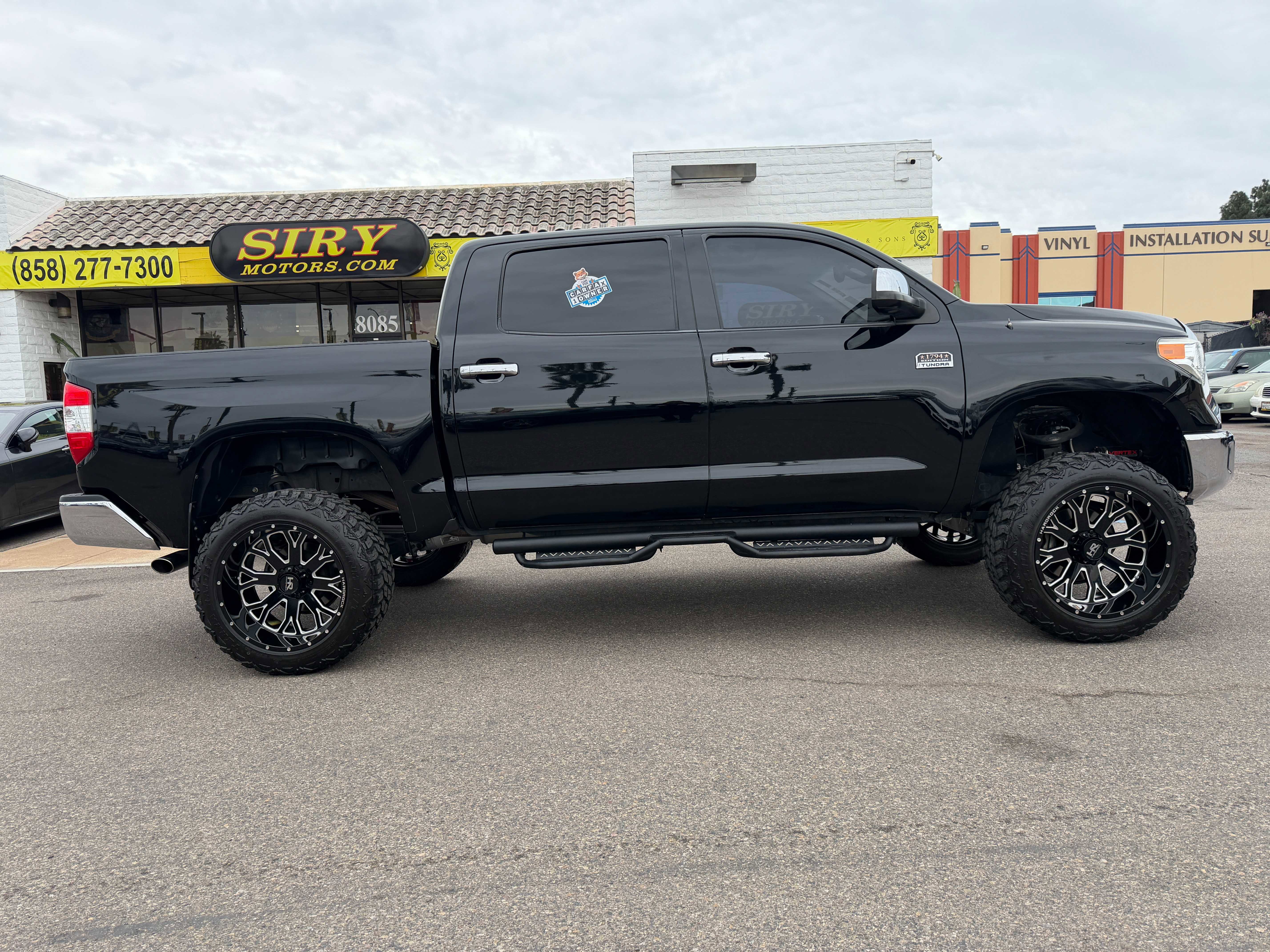 Used 2014 Toyota Tundra 1794 Edition AWD/4WD image 2