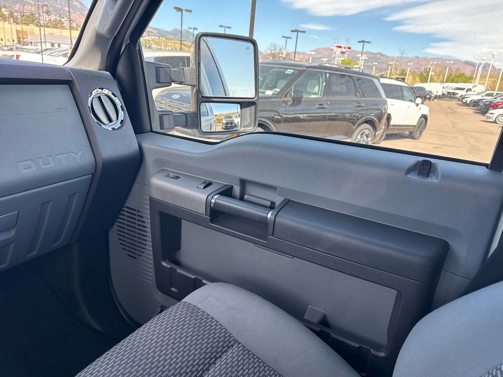 Used 2011 Ford F250 XLT w/ XLT Premium Pkg image 38