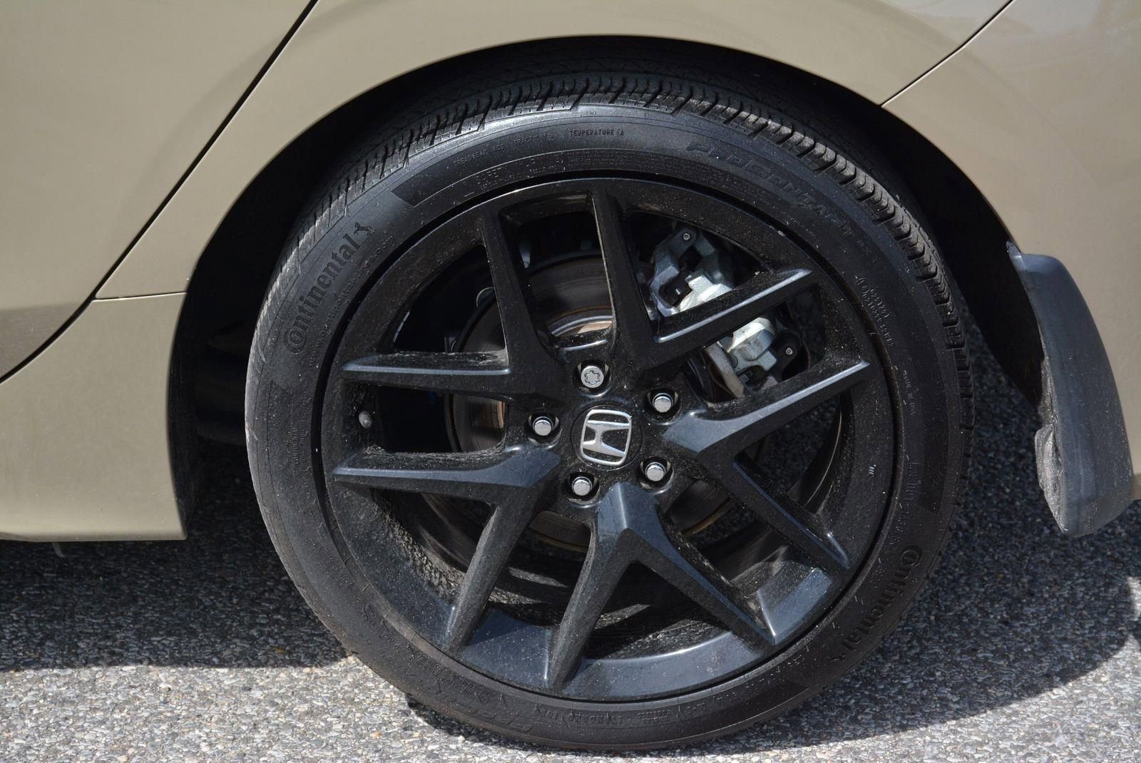 Used 2025 Honda Civic Sport image 31