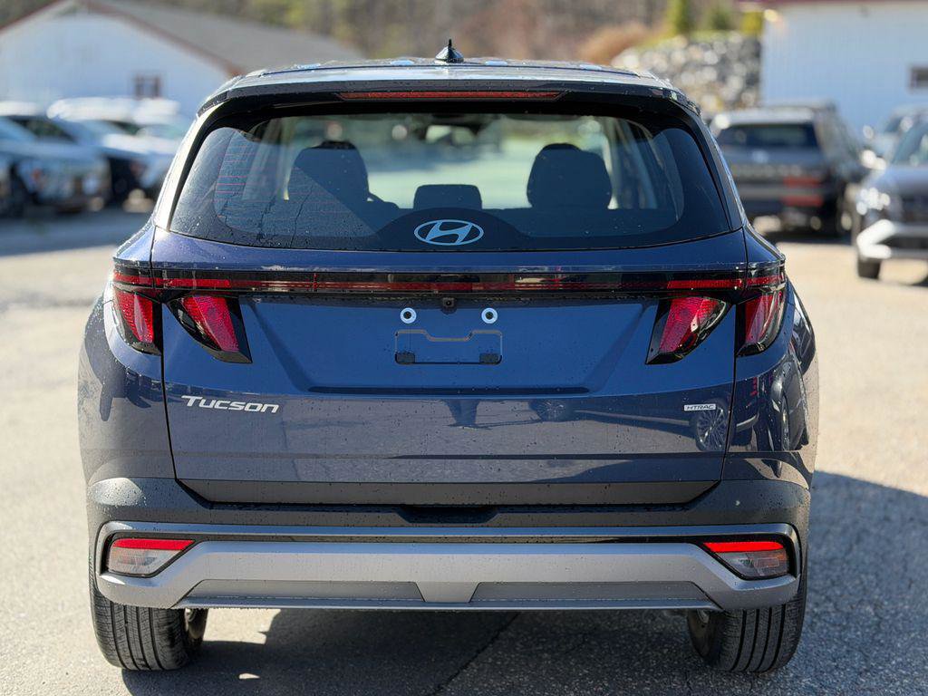 New 2026 Hyundai Tucson SE image 4