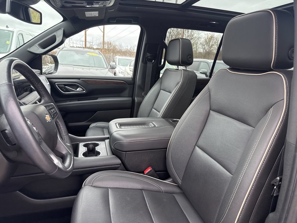 Used 2023 Chevrolet Tahoe Premier AWD/4WD image 15