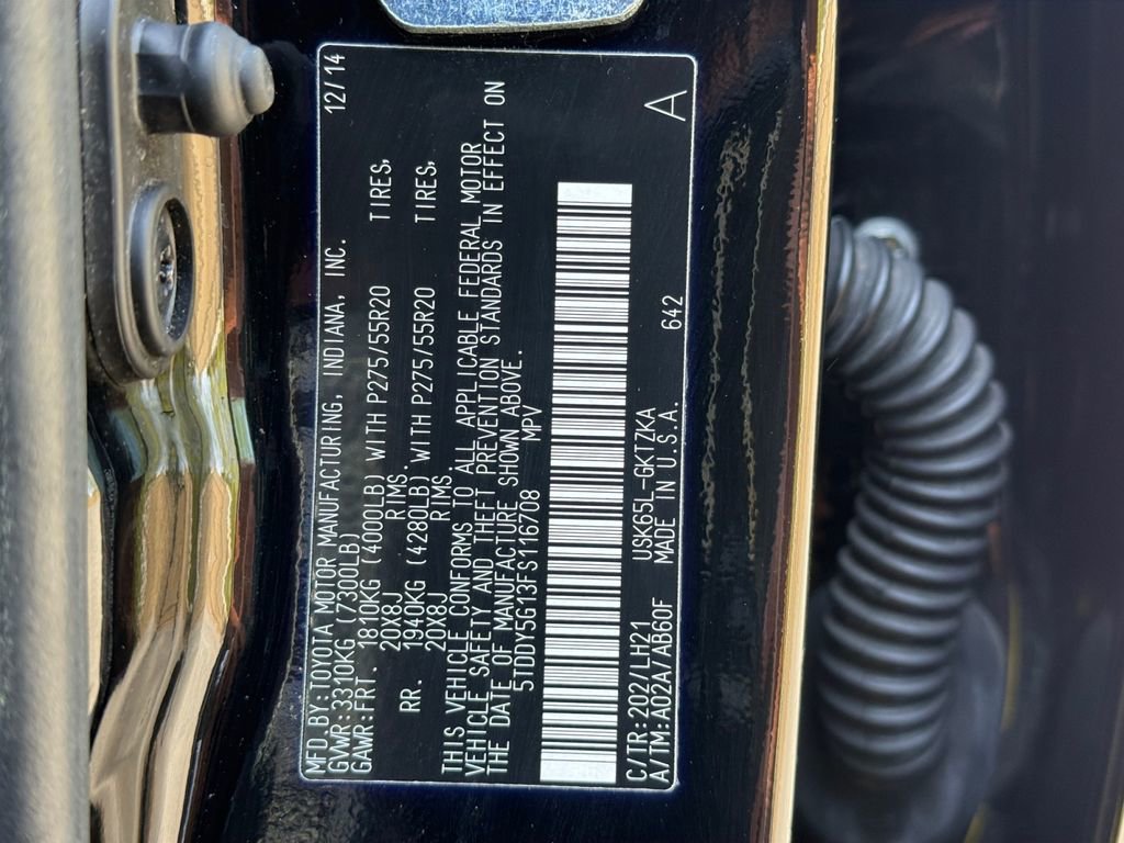 Used 2015 Toyota Sequoia Platinum image 38