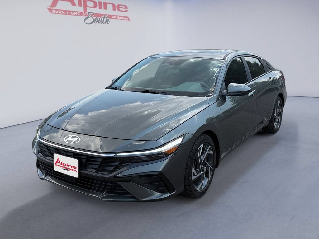 Used 2024 Hyundai Elantra SEL w/ Convenience Package FWD image 1