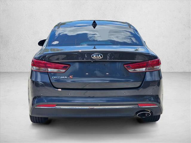 Used 2018 Kia Optima S w/ 18" Alloy Wheels Package FWD image 3