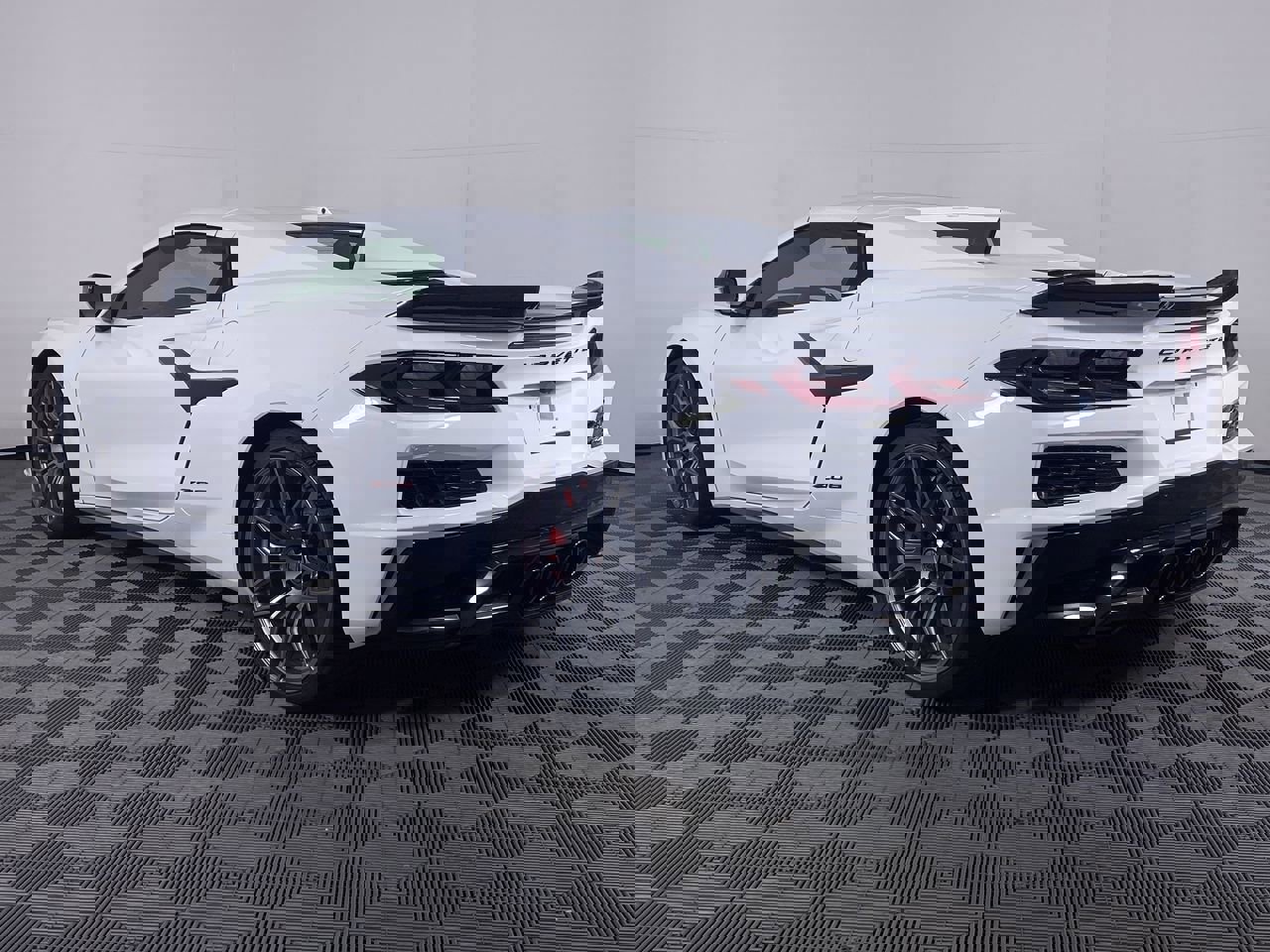 New 2025 Chevrolet Corvette Z06 w/ Stealth Interior Trim Package image 18