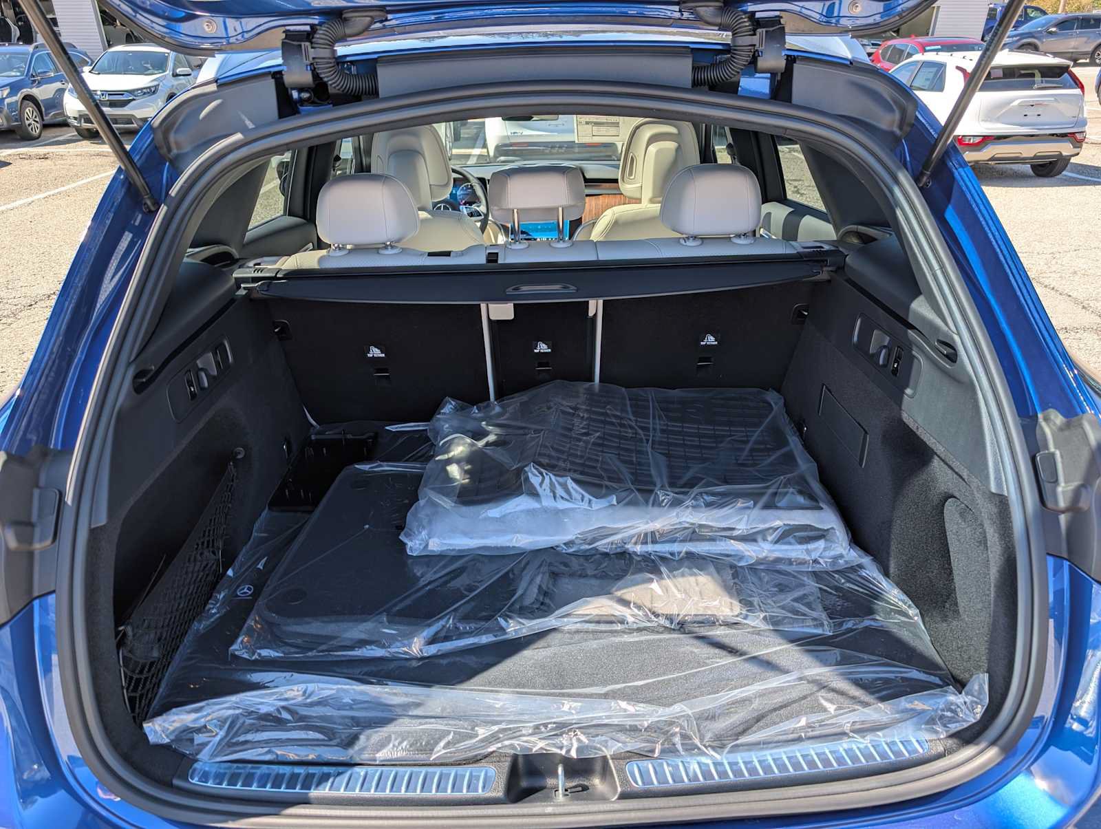 New 2027 Mercedes-Benz GLC 300 4MATIC image 7