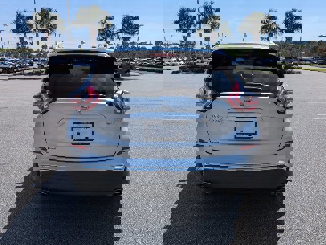 Used 2017 Nissan Murano SL w/ SL Technology Package image 6