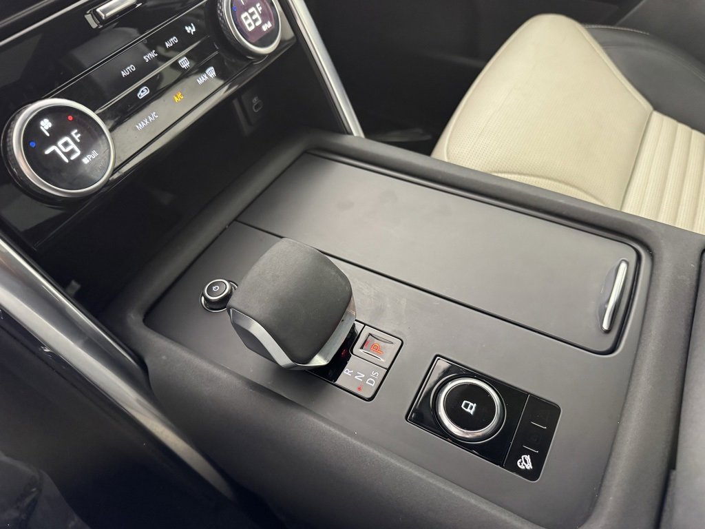 Used 2021 Land Rover Discovery S R-Dynamic image 25