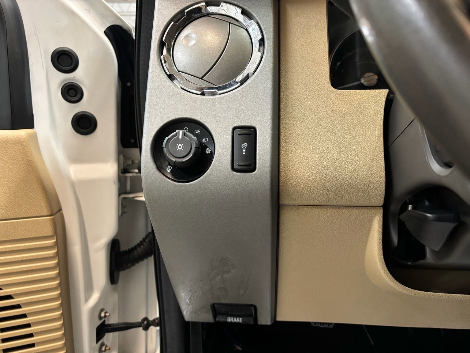 Used 2016 Ford F350 Lariat w/ Lariat Ultimate Package image 14