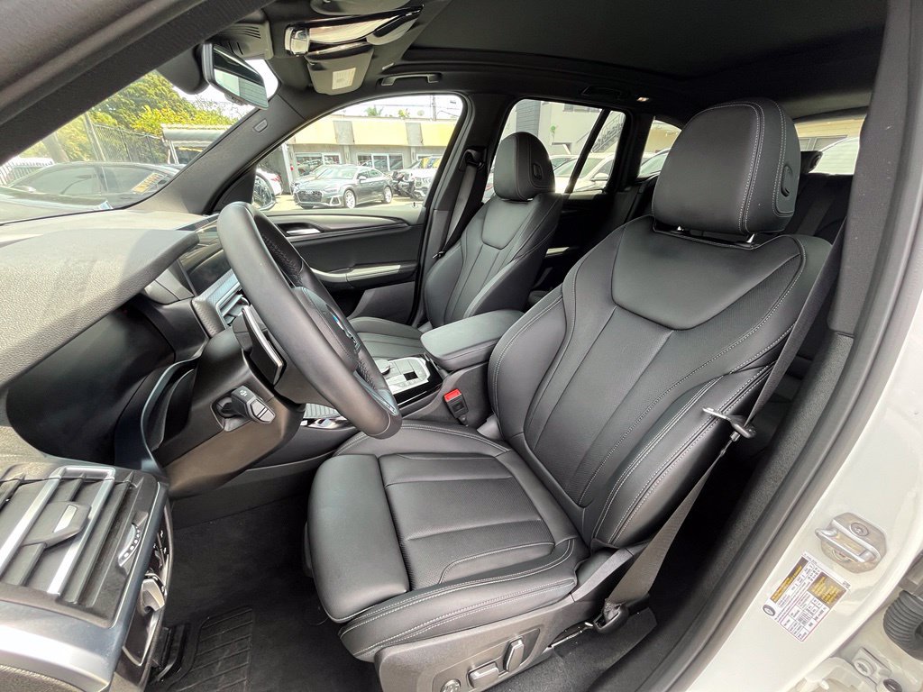 Used 2024 BMW X3 sDrive30i w/ M Sport Package RWD image 11