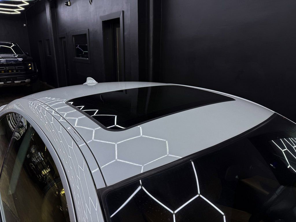 Used 2011 BMW 335i xDrive Coupe image 23