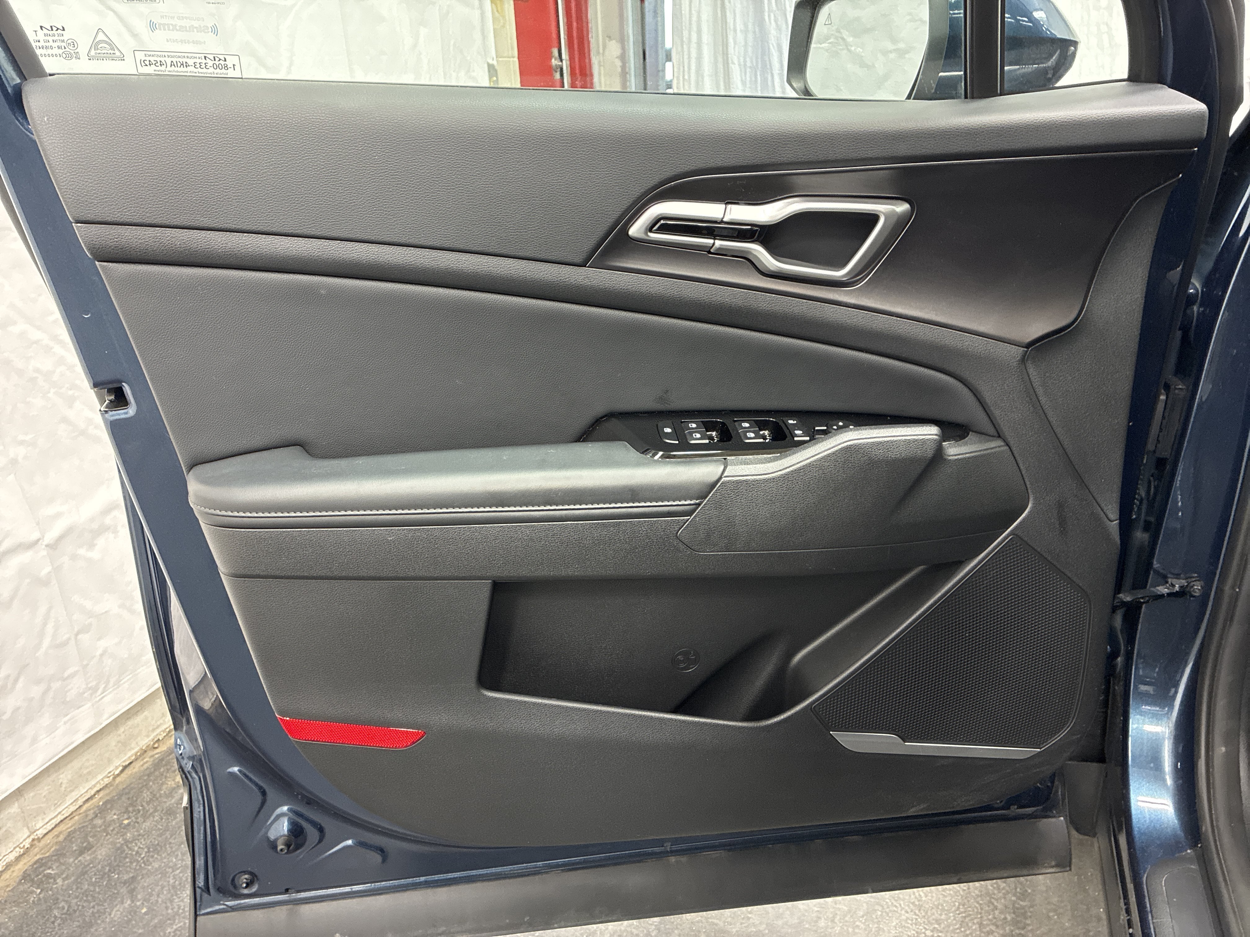 Certified 2023 Kia Sportage EX AWD/4WD image 14