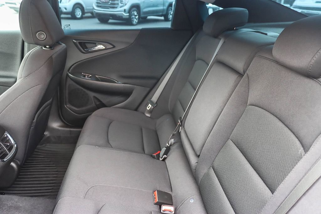 Used 2025 Chevrolet Malibu LT image 17