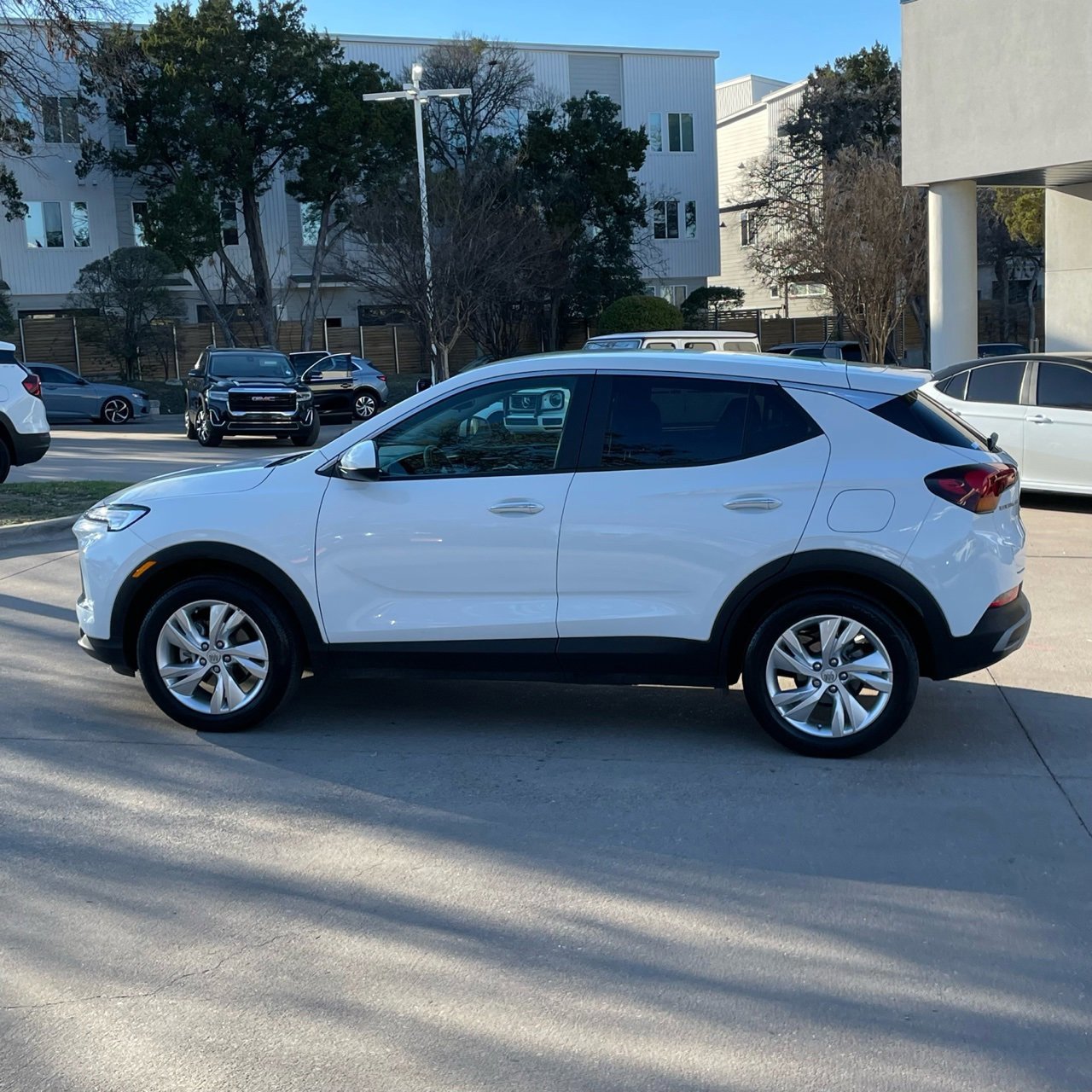 Certified 2024 Buick Encore GX Preferred image 3