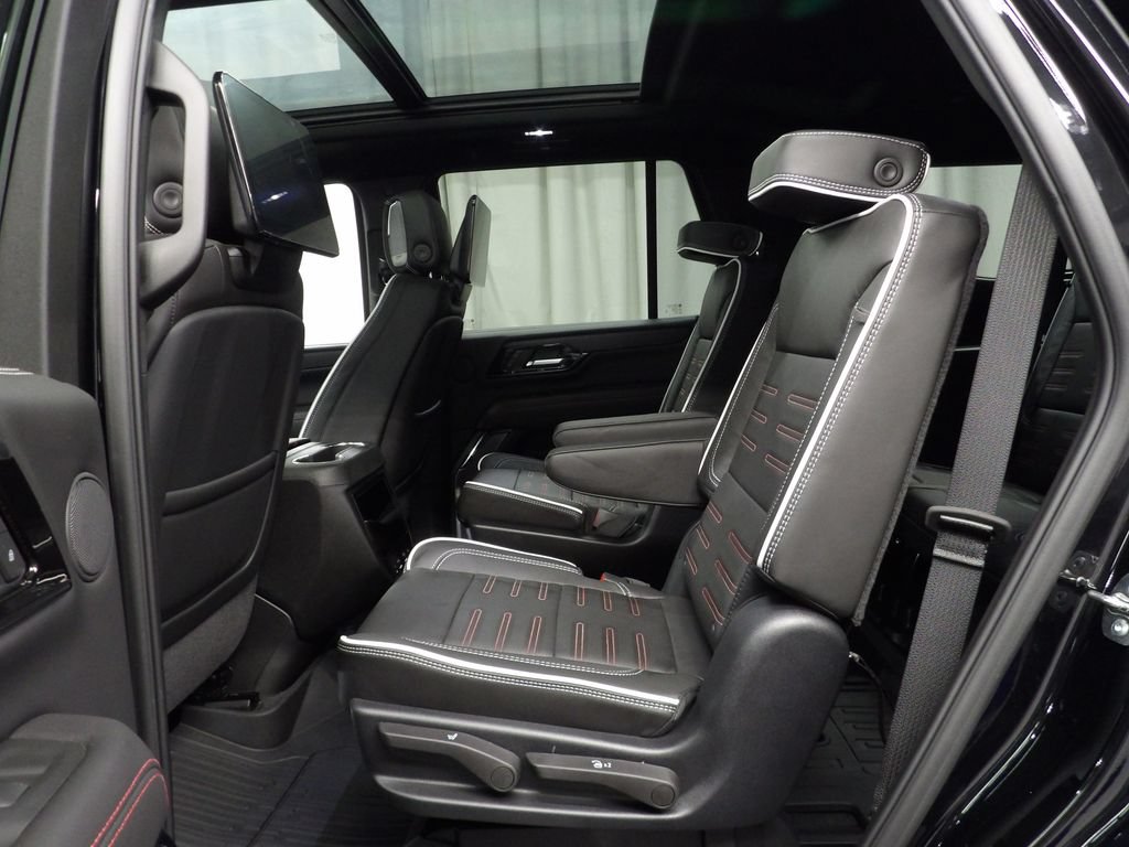 Used 2026 GMC Yukon AT4 Ultimate AWD/4WD image 14