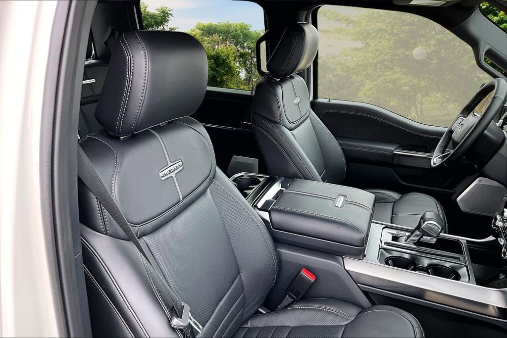 New 2026 Ford F150 Platinum w/ Equipment Group 702A High image 8