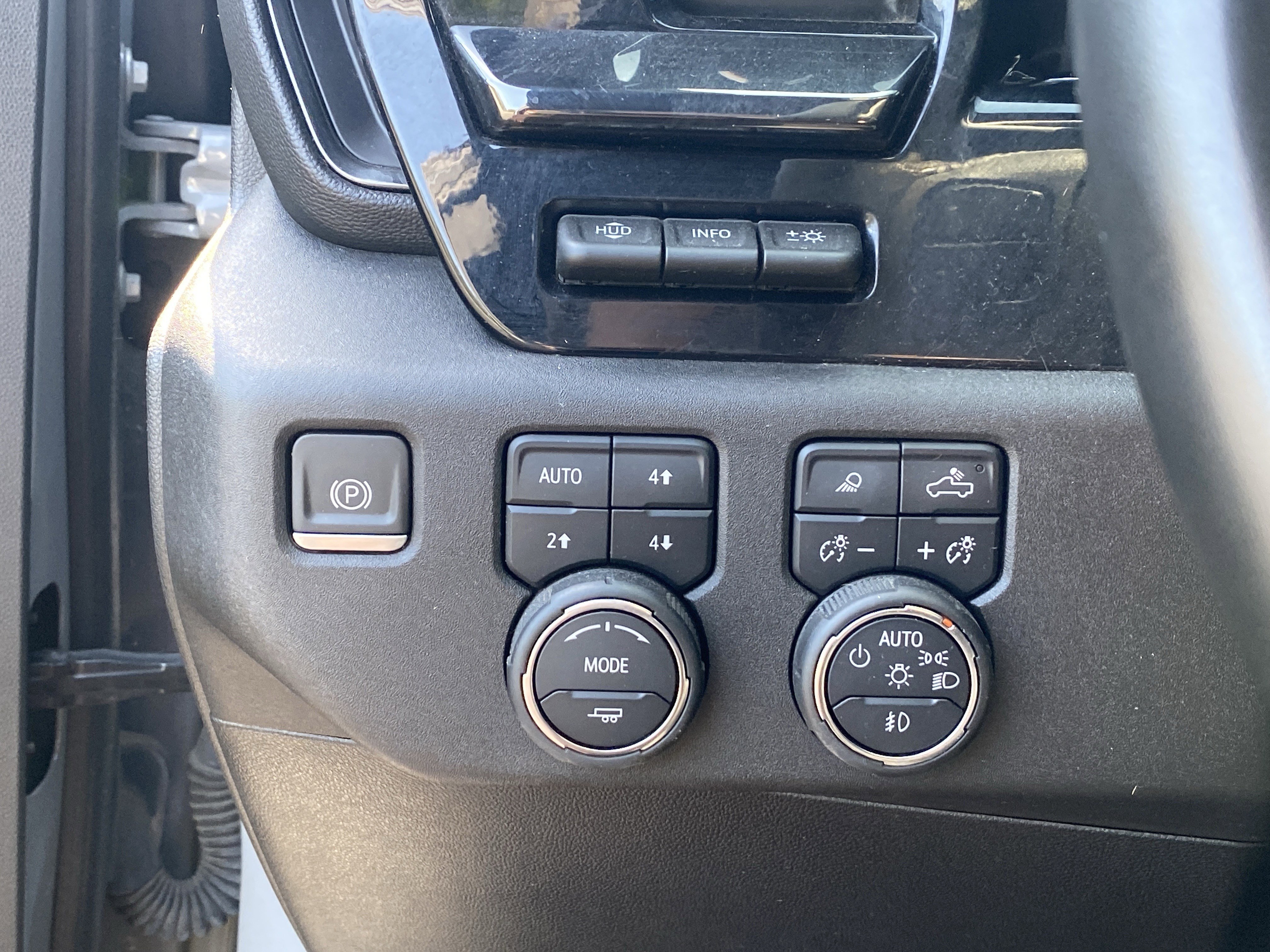 Used 2024 Chevrolet Silverado 2500 ZR2 w/ ZR2 Bison Edition AWD/4WD image 28