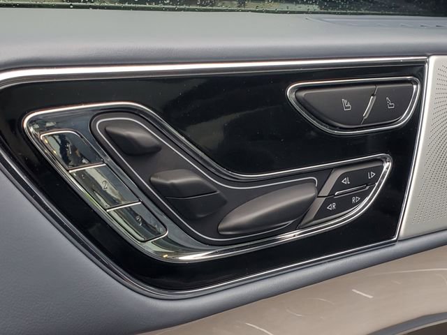 Used 2024 Lincoln Navigator Black Label image 11
