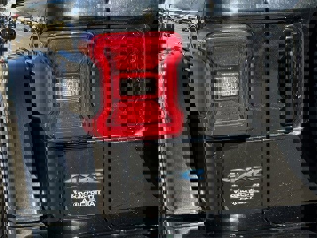 Used 2024 Jeep Wrangler High Altitude image 8