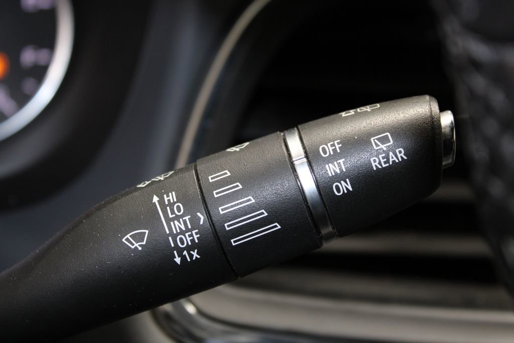 Used 2022 Buick Enclave Premium image 39