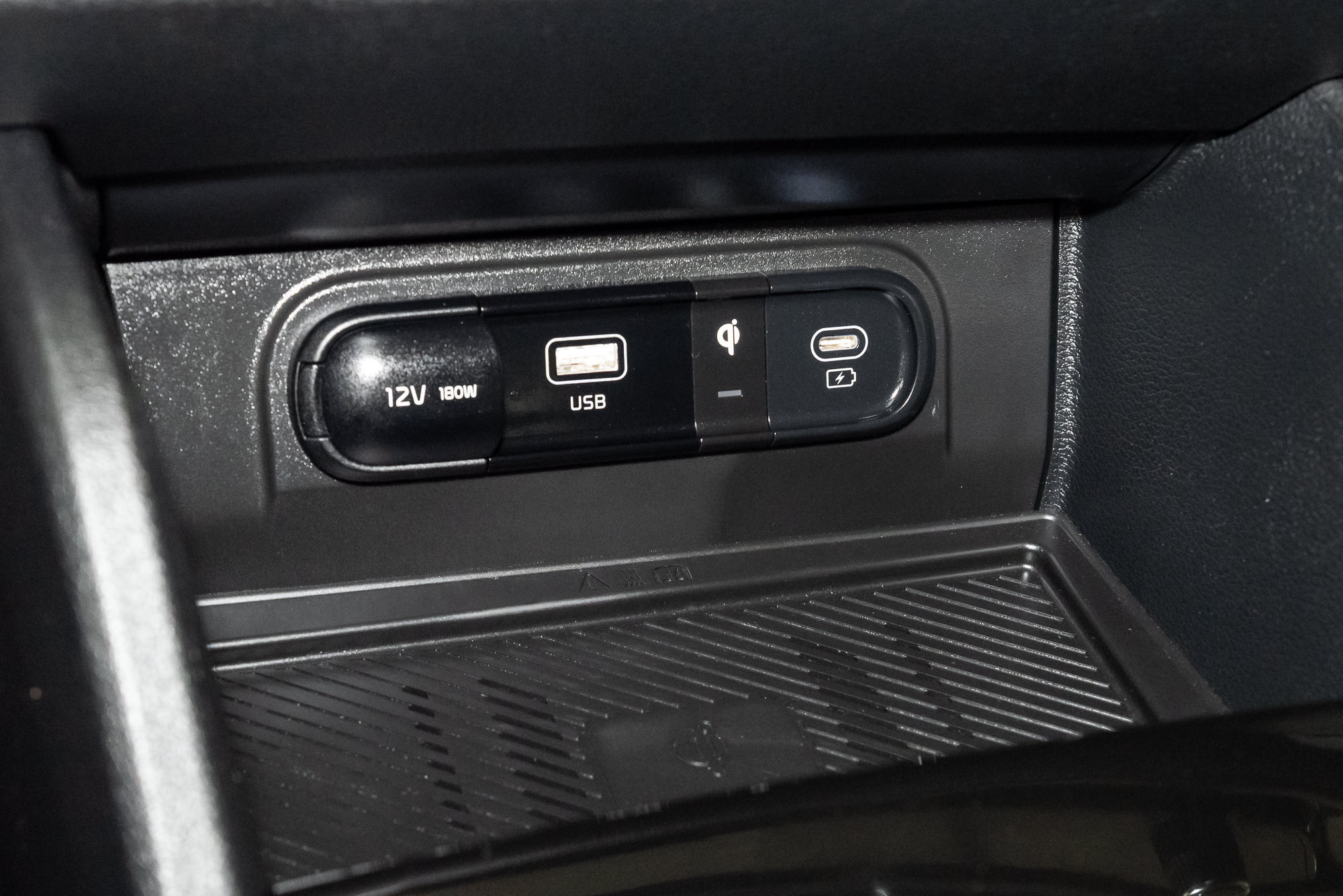 Certified 2024 Kia Sportage EX AWD/4WD image 19