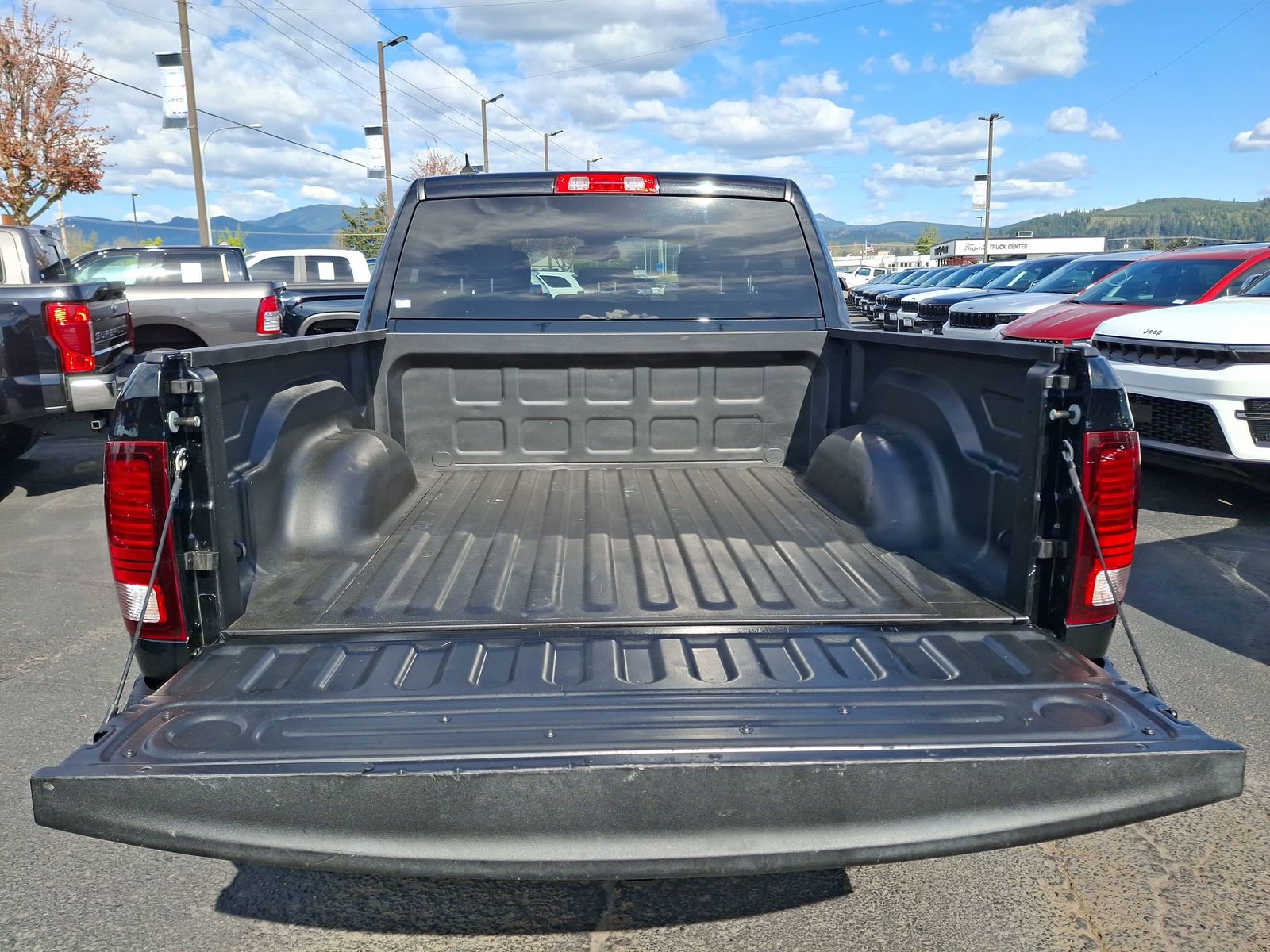 Used 2021 RAM 1500 Classic Warlock AWD/4WD image 21